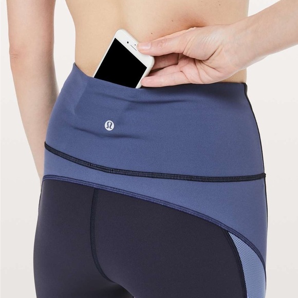 Lululemon Colour Me Ombre Crop *21"
Midnight Navy / Gatsby Blue / Visto Blue - Picture 4 of 10